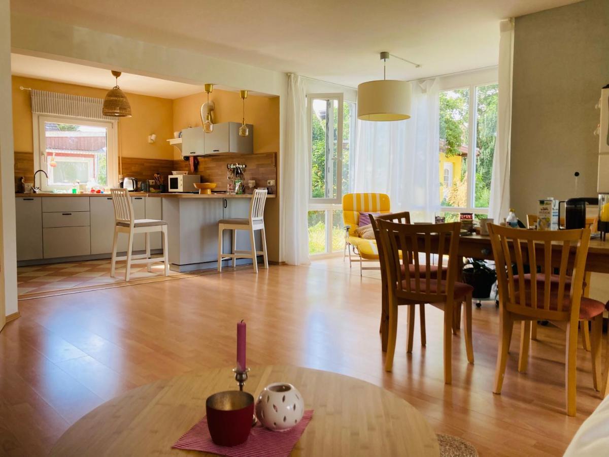 Ferienhaus Am Wasser Im Gruenen Zecherin エクステリア 写真